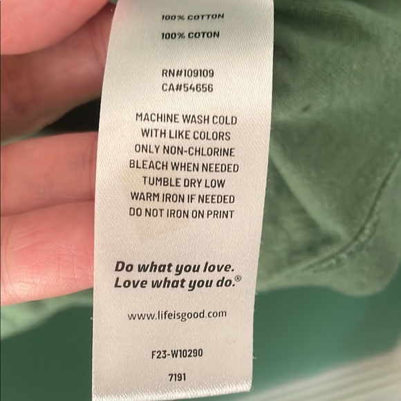 Life Is Good Green Long Sleeve Tee - Picture 4 of 6